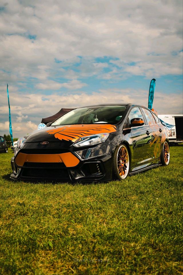 Ford Focus MK3 2.0TDCI Individual RS Umbau Tuning DYB Titanium ST in Chemnitz