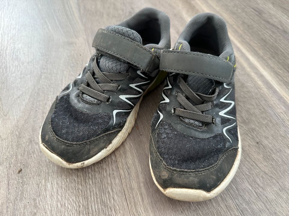 Kinder Sneaker Turnschuhe Leuchteffekt Lupilu 29 in Emerkingen