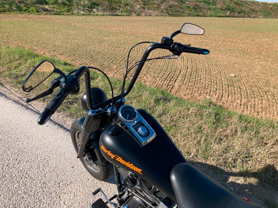 Harley Davidson Softail Custom, Kess-Tech, 240er Reifen in München