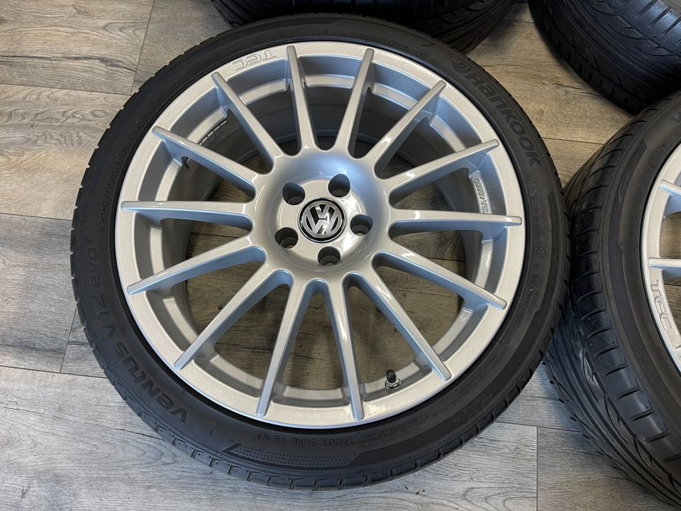 18 Zoll Alufelgen 5x100 225 40 18 Golf 4 Bora TT 8L Leon 1m in Minden