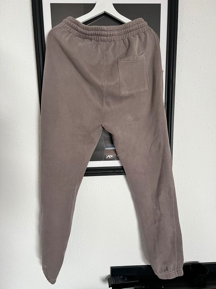 Flgntlt Hose Jogger Sand Essentials Gr. L in Dresden