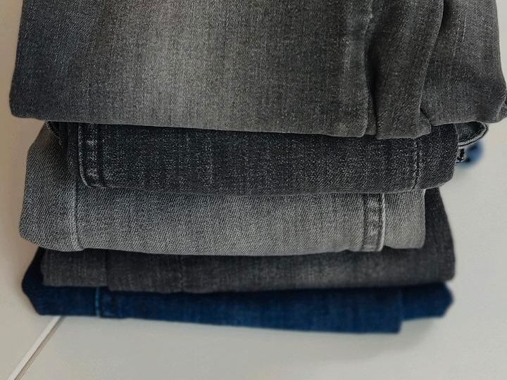 Jeans Jeanshosen STACCHATO Größe 170 Grau in Spenge