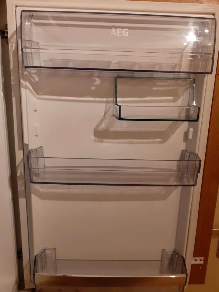 Einbau-Kühlschrank AEG in Korbach