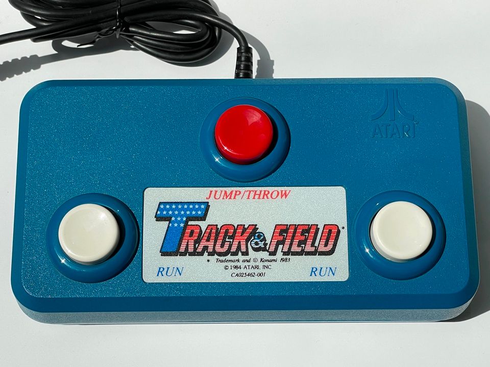 Track and Field von Atari - Controller in Heidelberg