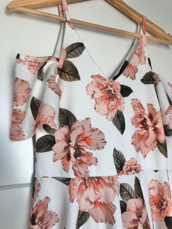 Kleid Floral Blumen Hochzeit Anlass in Fürstenfeldbruck