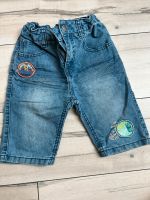 Kurze Jeans mit kleinen Applikationen Brandenburg - Oranienburg Vorschau