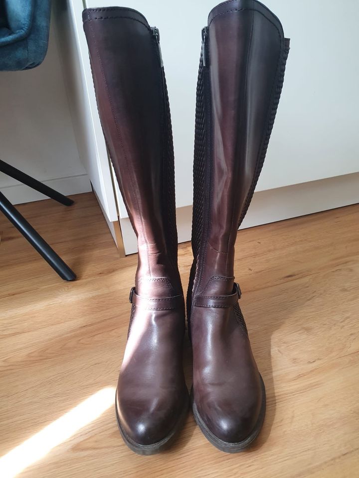 Tamaris Damenstiefel - Größe 38 / XS - kaum getragen in München