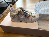 Adidas ZX 10000 C Meissen FZ4888 Gr. 46 Neu OVP Sachsen - Radeberg Vorschau