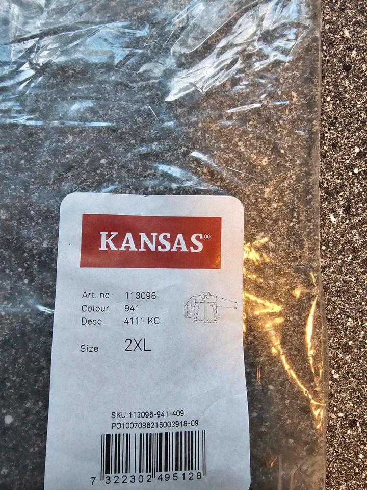 2 Arbeitsjacken Kansas 2XL in Aßlar