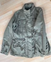 Esprit Cargojacke mit Kapuze Gr 38 Nordrhein-Westfalen - Mönchengladbach Vorschau