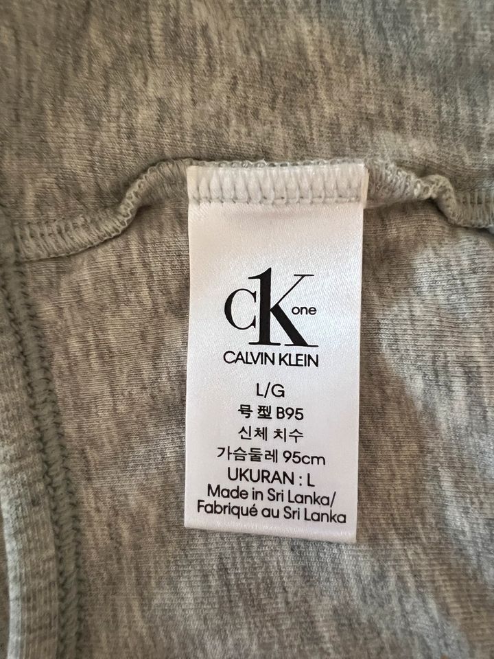 Bustier Calvin Klein neu Gr. M in Siegen