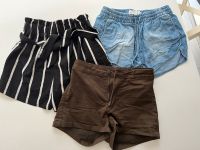 Kurze Hosen / Shorts Damen Gr. 34 H&M Hessen - Hohenahr Vorschau