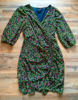 Kleid Vero Moda Blumen Grün Größe M Nordrhein-Westfalen - Menden Vorschau