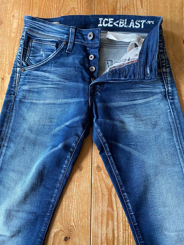 Jack & Jones Jeans Größe 27/32 Slim Fit in Aachen