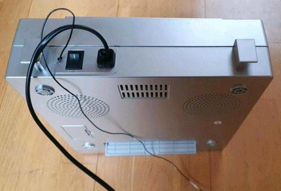 Stereo Küchenradio VIVESS KRCD 2920 mit CD (CD-Teil DEFEKT) in Rüdesheim am Rhein