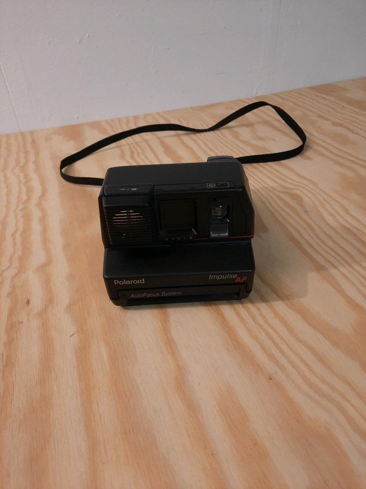 Sofortbildkamera Polaroid Impulse AF in Lobbach
