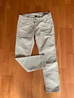 Benetton Jeans Jeanshose skinny cropped beige S 36 (29) neuwertig Düsseldorf - Eller Vorschau