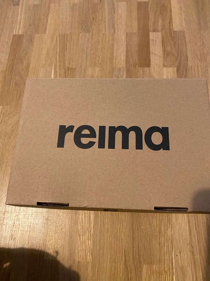 REIMA Wasserschuhe Sommersandalen UVP 29,95€ in Stuttgart