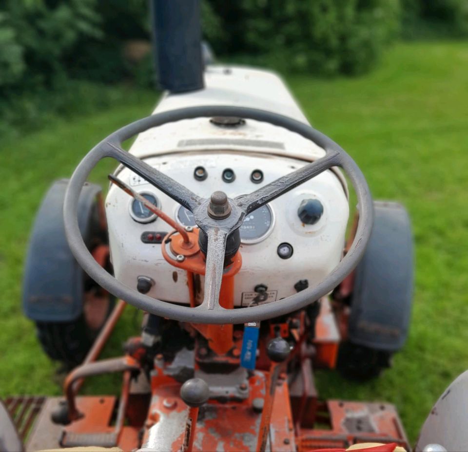 Trecker/Traktor David Brown 885,Oldtimer , Schlepper,TÜV bis 7/25 in Fredenbeck