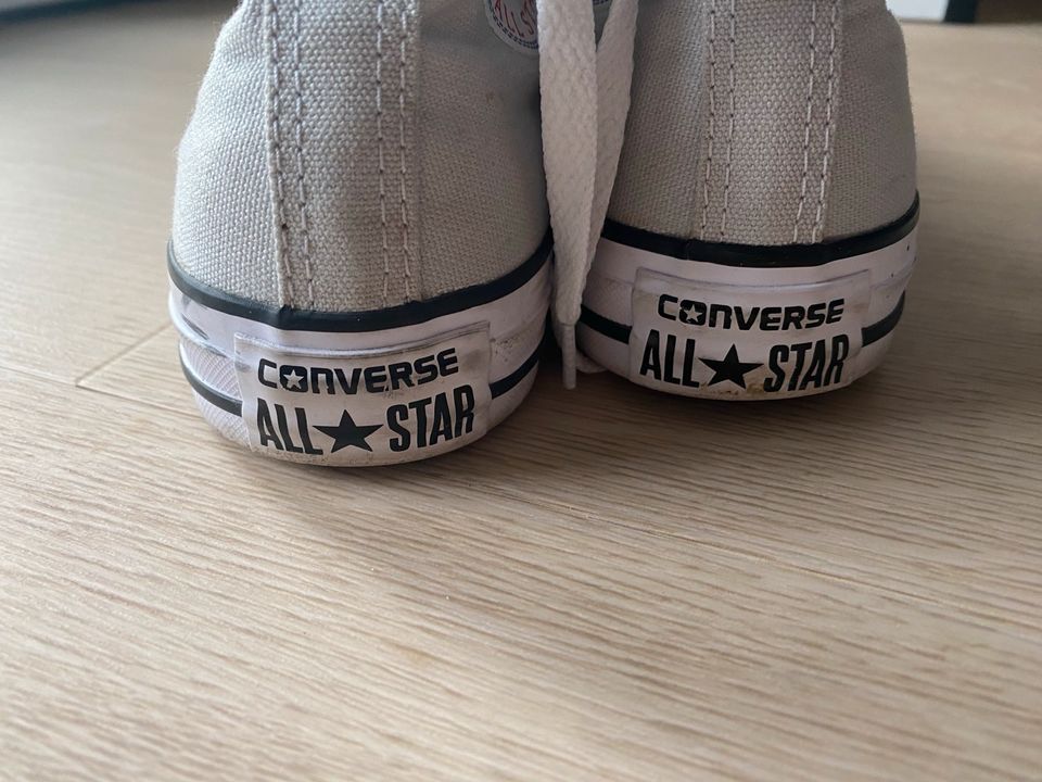 Chuck Taylor All Star Converse 37,5 neuwertig in Frankfurt am Main