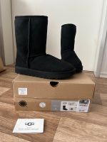 UGG Classic Short II Stiefel Stiefeletten Neu 36 schwarz Nordrhein-Westfalen - Niederkassel Vorschau