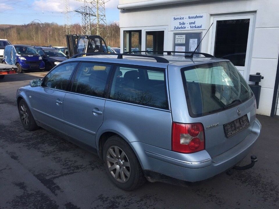 VW Passat 3BG Ersatzteile / Ersatzteilträger in Recklinghausen