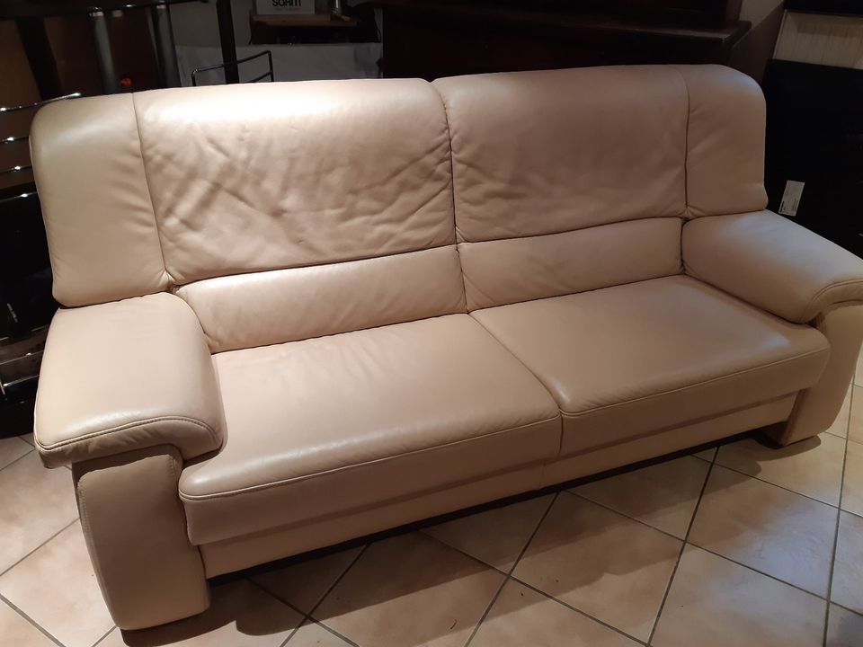 Sofa Couch Leder 2,05m Super Zustand - wie Neu in Saarwellingen