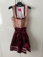 Krüger Madl Dirndl mit verspieltem Blumenmuster, Gr. 34 mit Bluse Hessen - Wetzlar Vorschau