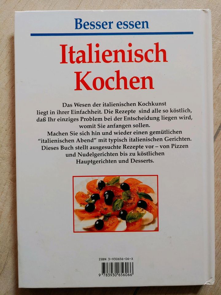 Kochbuch/ Backbuch , Asiatisch , italienisch, Geflügel , in Borchen