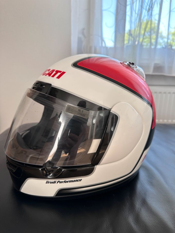 Ducati Motorrad/Roller Helm mit Italienischen Farben Größe L in Deißlingen