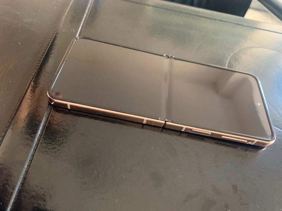 Samsung Flip4  128 GB Rose-Gold in Stuttgart