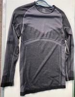 Graues Sportshirt Bayern - Roth Vorschau