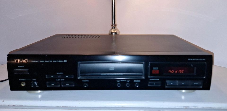 TEAC CD Player CD-P1160F in Geesthacht