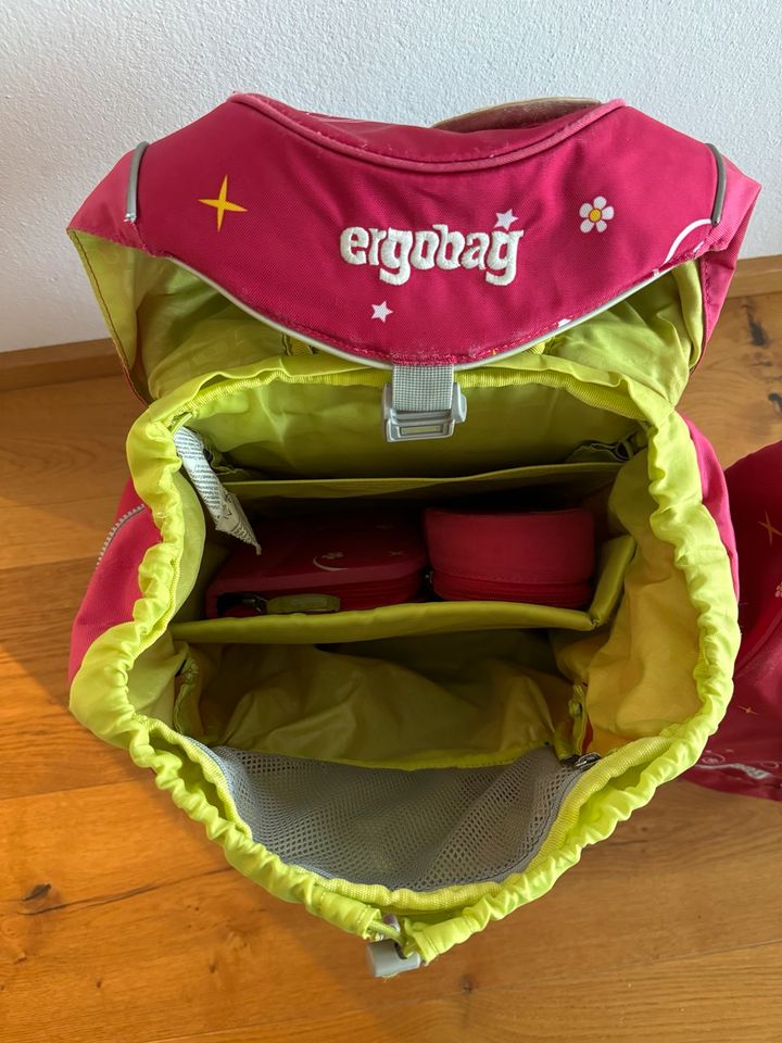 Ergobag Schulranzen Rucksack Tornister inkl. Sportrucksack, pink in Pfaffenhofen a.d. Ilm