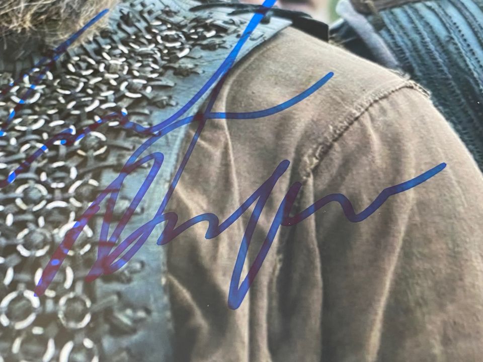 Travis Fimmel VIKINGS "Ragnar" Autogramm 8x10" Foto - Signiert in Oberhausen