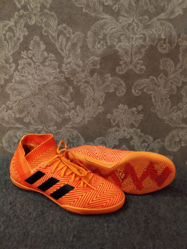 Adidas nemeziz halle hotsell