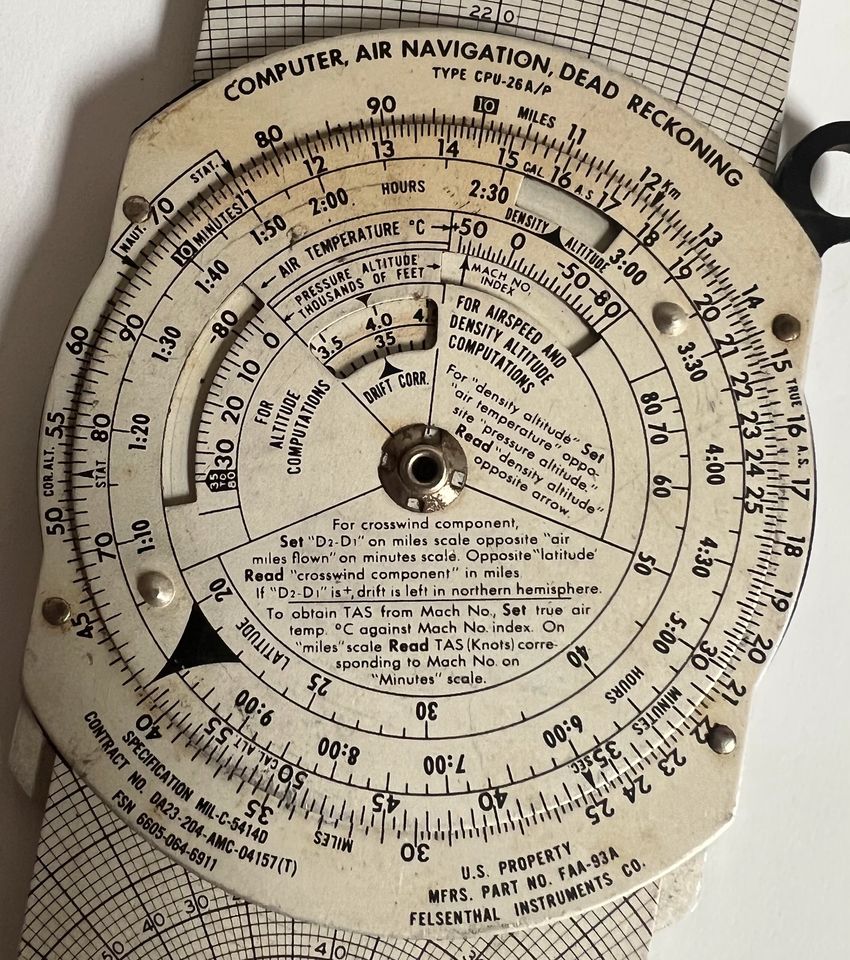 Navigationsrechner für Piloten, original Airforce 70er Jahre in Bonn