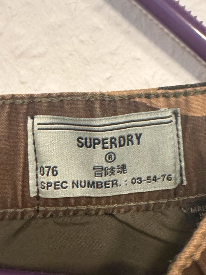 Camouflagehose/Superdry Größe 30Inch/Länge 32 in Duisburg