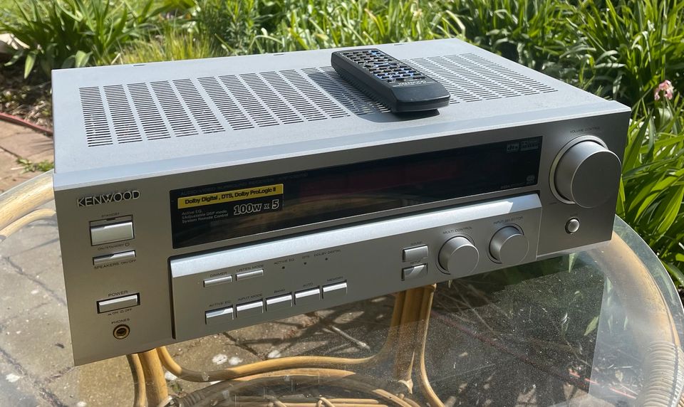 Receiver mit 5+1 Soundsystem in Ahrenshagen-Daskow