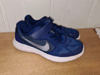 Sportschuh von Nike Gr. 31,5 Saarland - Friedrichsthal Vorschau