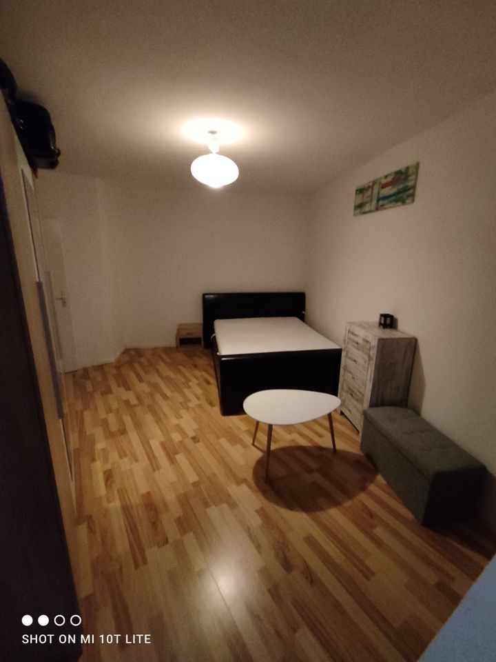 WG Zimmer zur Zwischenmiete 6 Wochen, Schöneberg in Berlin