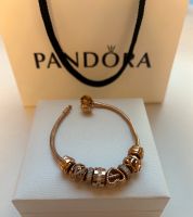 Pandora Armband mit 8 Charms roségold Nordrhein-Westfalen - Gladbeck Vorschau