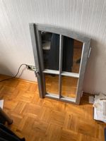 Spiegel im alten Holzfenster Steele / Kray - Essen Freisenbruch Vorschau