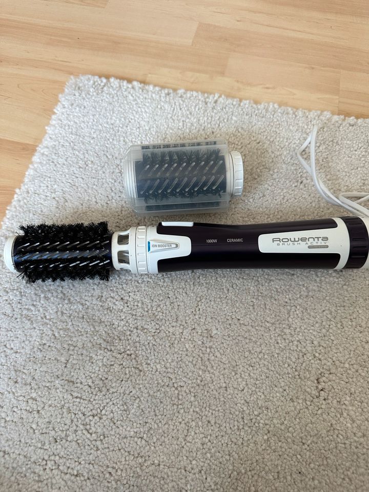 Rowenta Warmluftbürste CF9530 Brush Activ Volume & Shine in Niedersachsen -  Wolfsburg | eBay Kleinanzeigen ist jetzt Kleinanzeigen