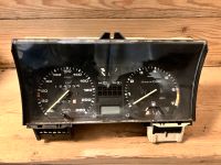 Tachometer VW Passat 32b Benziner 321 919 033 RF Lübeck - Travemünde Vorschau