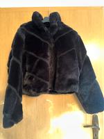 Kunstpelzjacke schwarz Gr. 42 Amisu Niedersachsen - Edemissen Vorschau