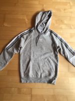 Adidas Hoodie in Herrengröße S Kr. München - Riemerling Vorschau