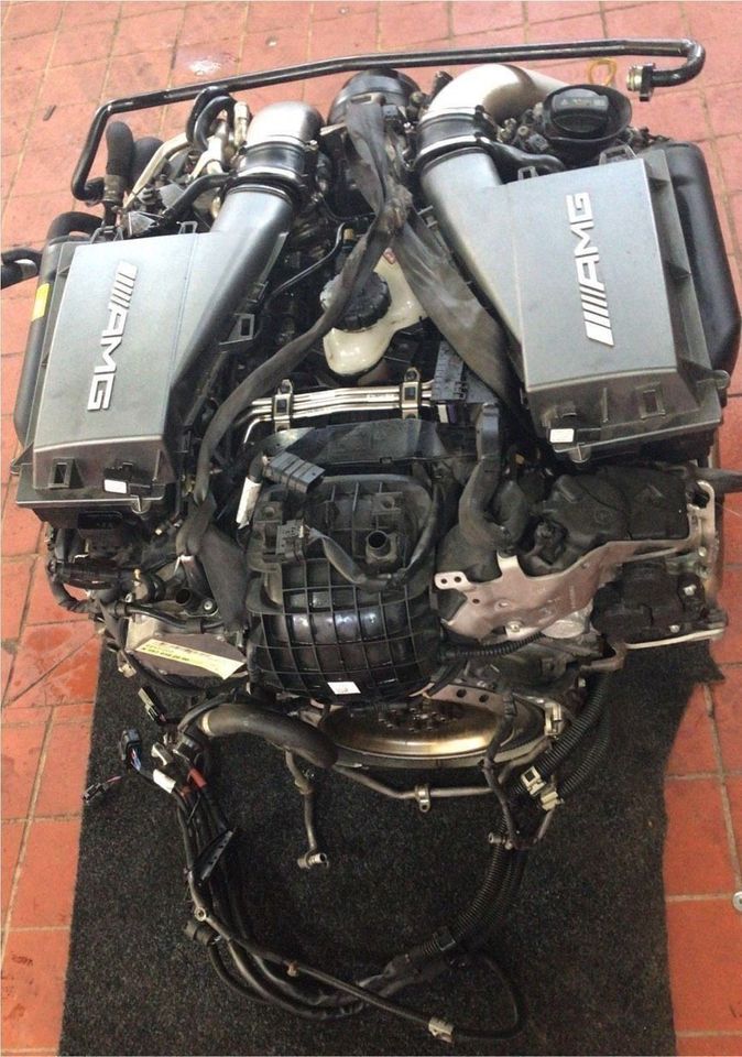 Motor Engine Mercedes S 63 AMG 585PS Benzin M157.985 157.985 in Bielefeld