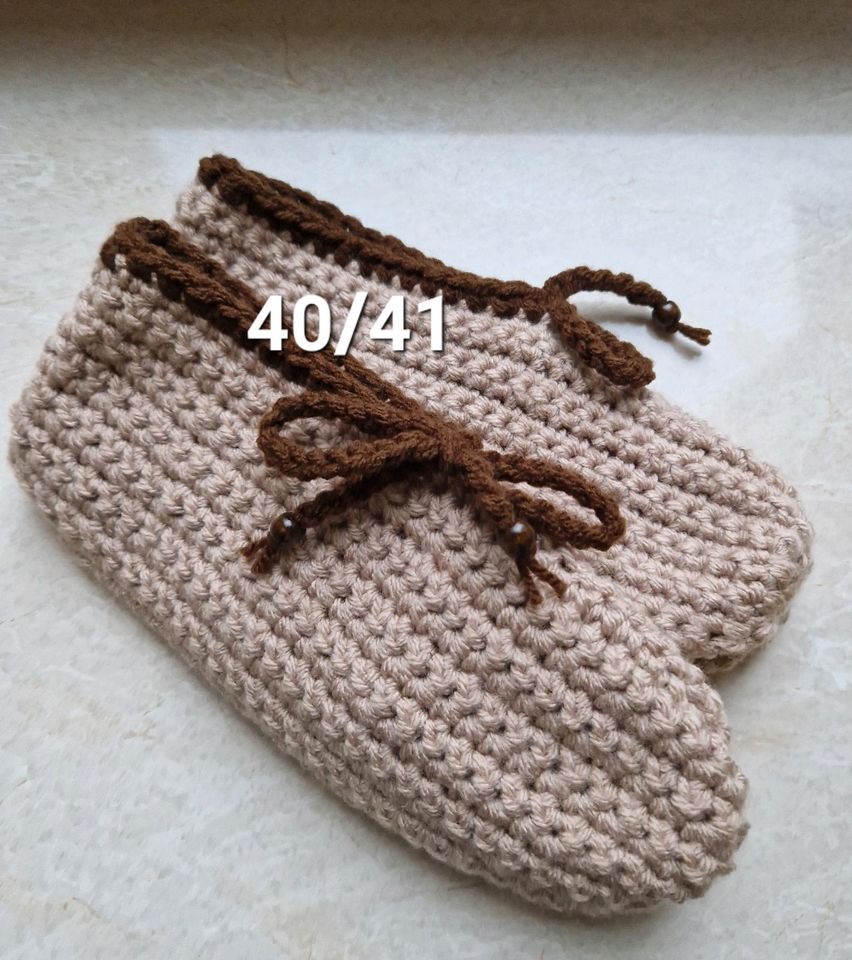 gehäkelte Socken, Haussocken, Bettschuhe Gr.40/41 beige/braun in Kaiserslautern