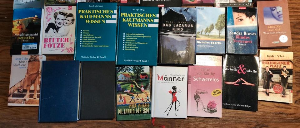 Bücher Sammlung.Roman,Krimi,Thriller,Science-Fiction,Fantasy,Sach in Berlin